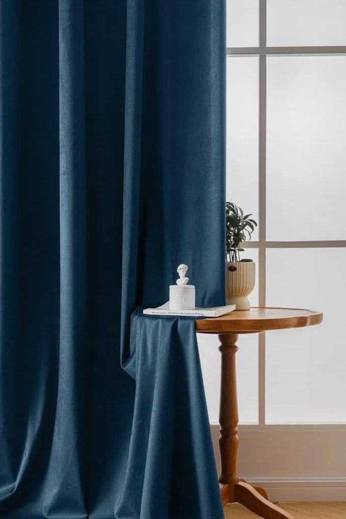 Draperie din catifea Culoare albastru kerosen, VELVET 140x250 cm