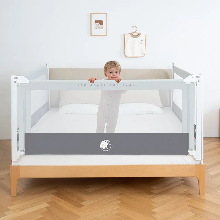 Protecție laterală pat Monkey Mum® Popular 130 cm - gri deschis