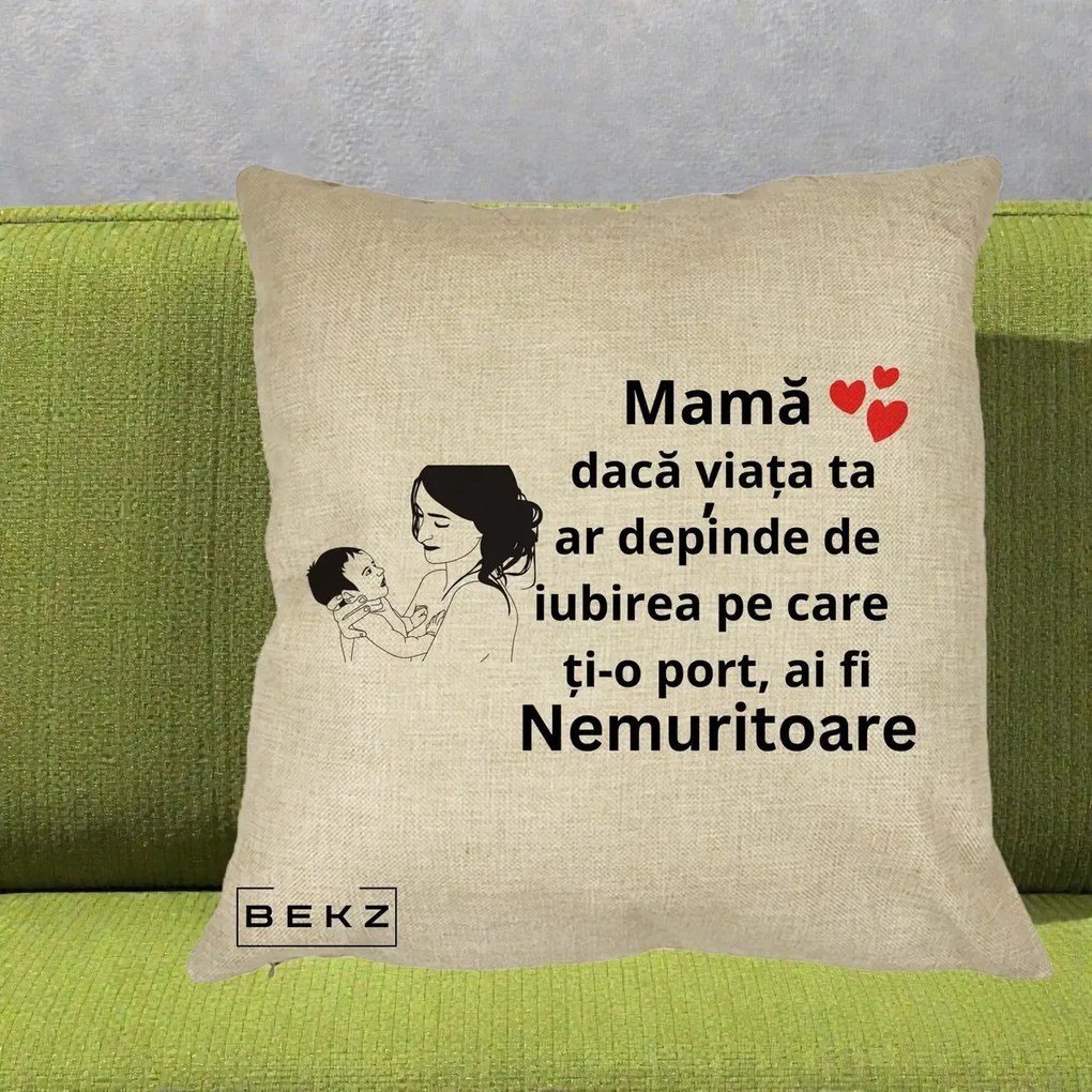 Cadou pentru Mama - Perna Personalizata Mama Nemuritoare Imbratisare Copil, 40x40 cm, Crem, Husa Detasabila, Perna Inclusa, BEKZ®