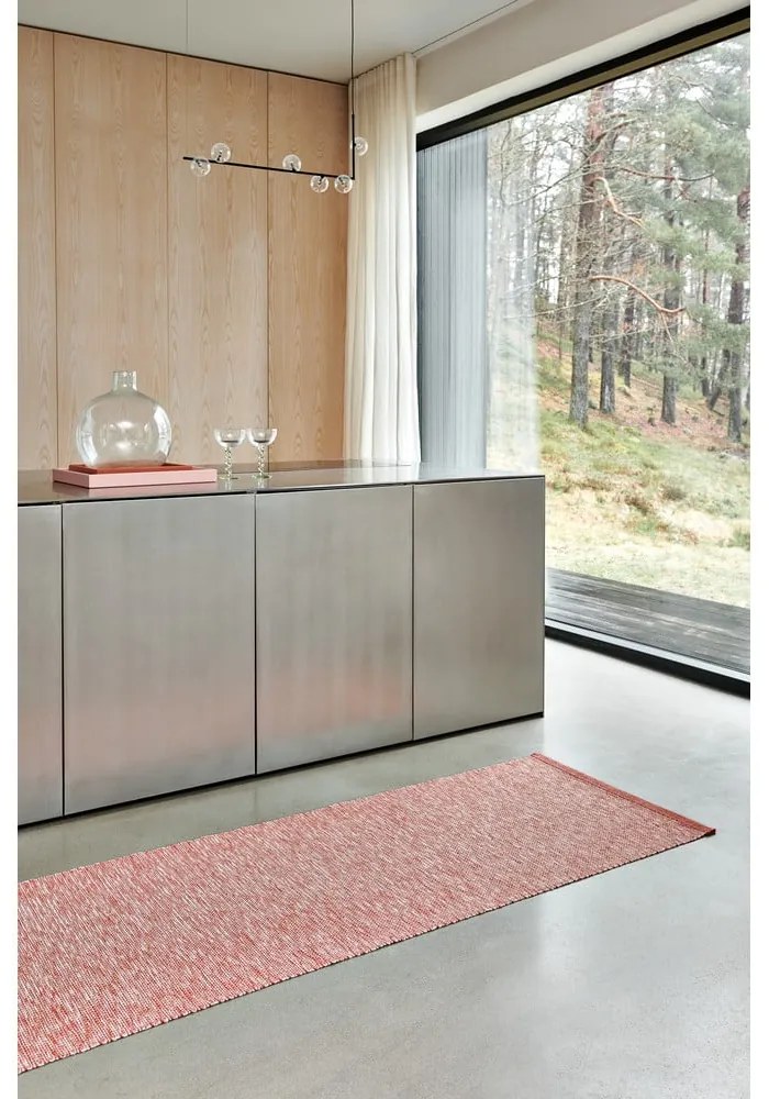 Covor tip traversă pentru interior și exterior cărămiziu 70x225 cm Sam Brick – Pappelina