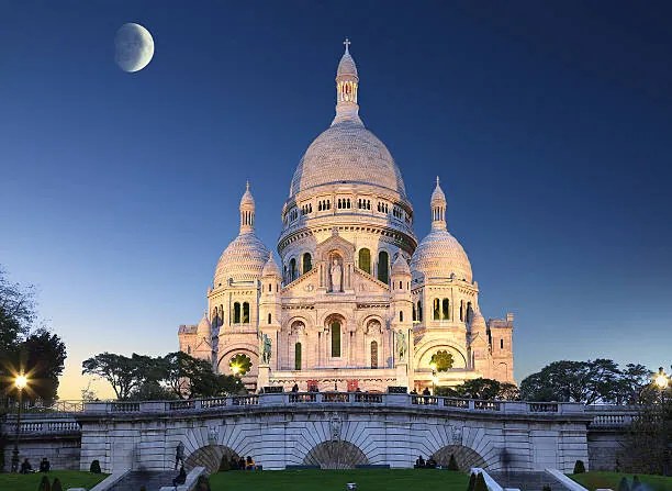 Fotografie Paris landmark of Montmartre church, seng chye teo