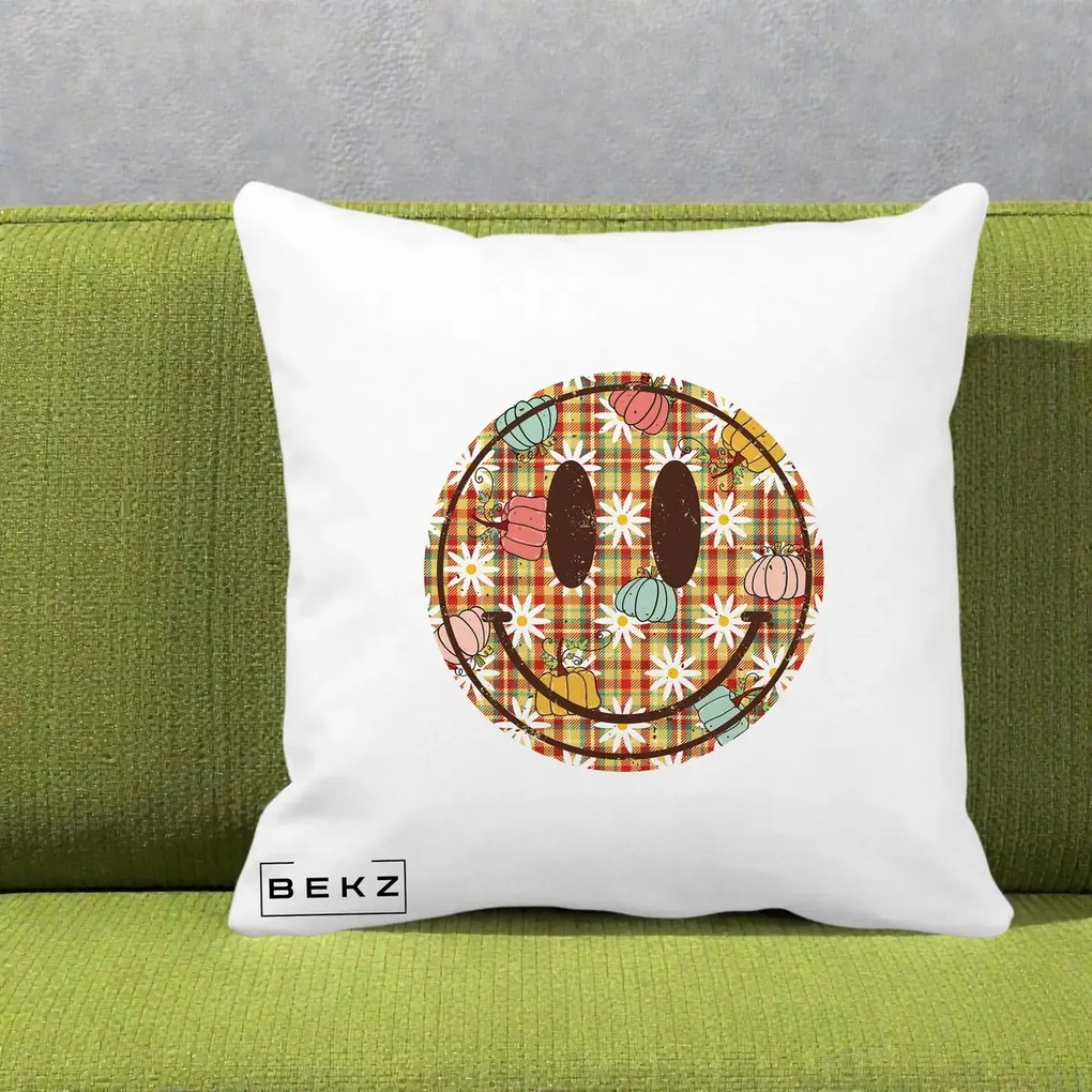 Perna Decorativa Smiley Face de Toamna cu Tartan si Dovlecei, 40x40 cm, Alba Mata, Husa Detasabila, Perna Inclusa, BEKZ®