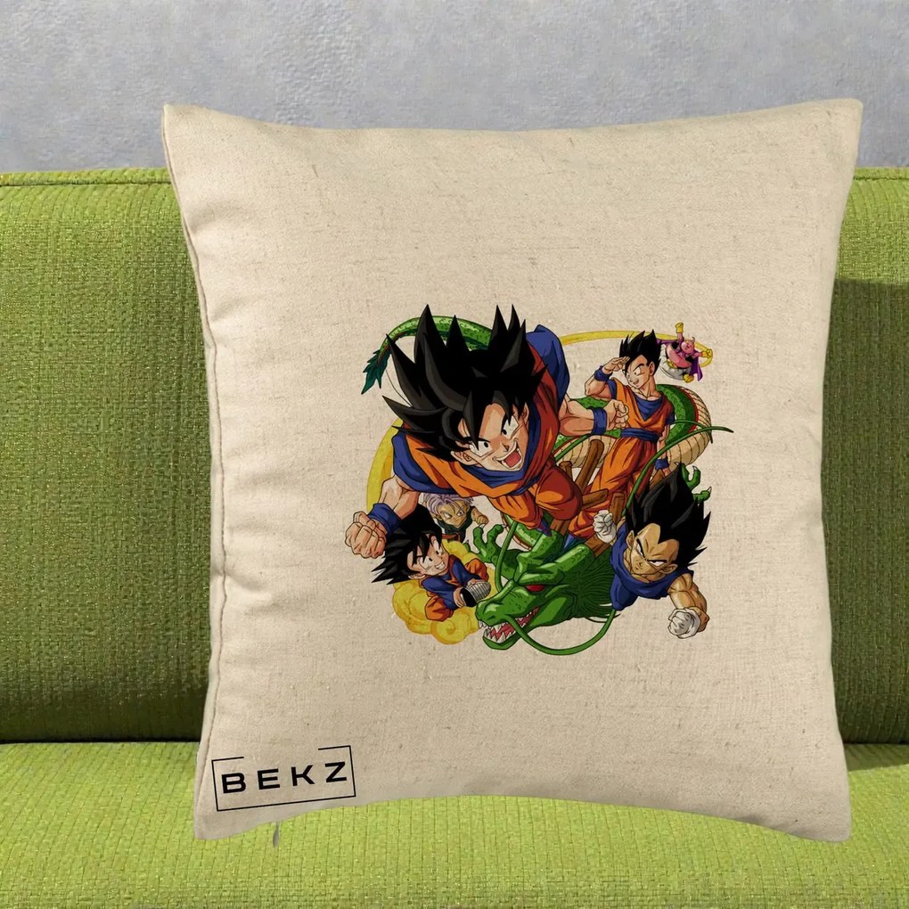 Perna Personalizata Dragon Ball Goku si Shenron Actiune, 40x40 cm, Bej, Husa Detasabila, Perna Inclusa, BEKZ®