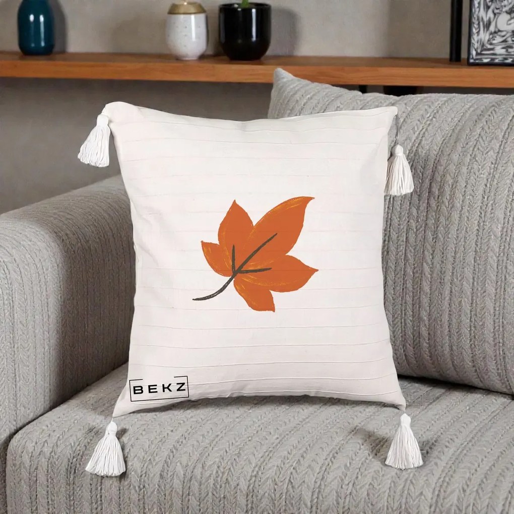 Perna Decorativa Frunza de Toamna Portocalie, 40x40 cm, Bej cu Franjuri, Husa Detasabila, Perna Inclusa, BEKZ®