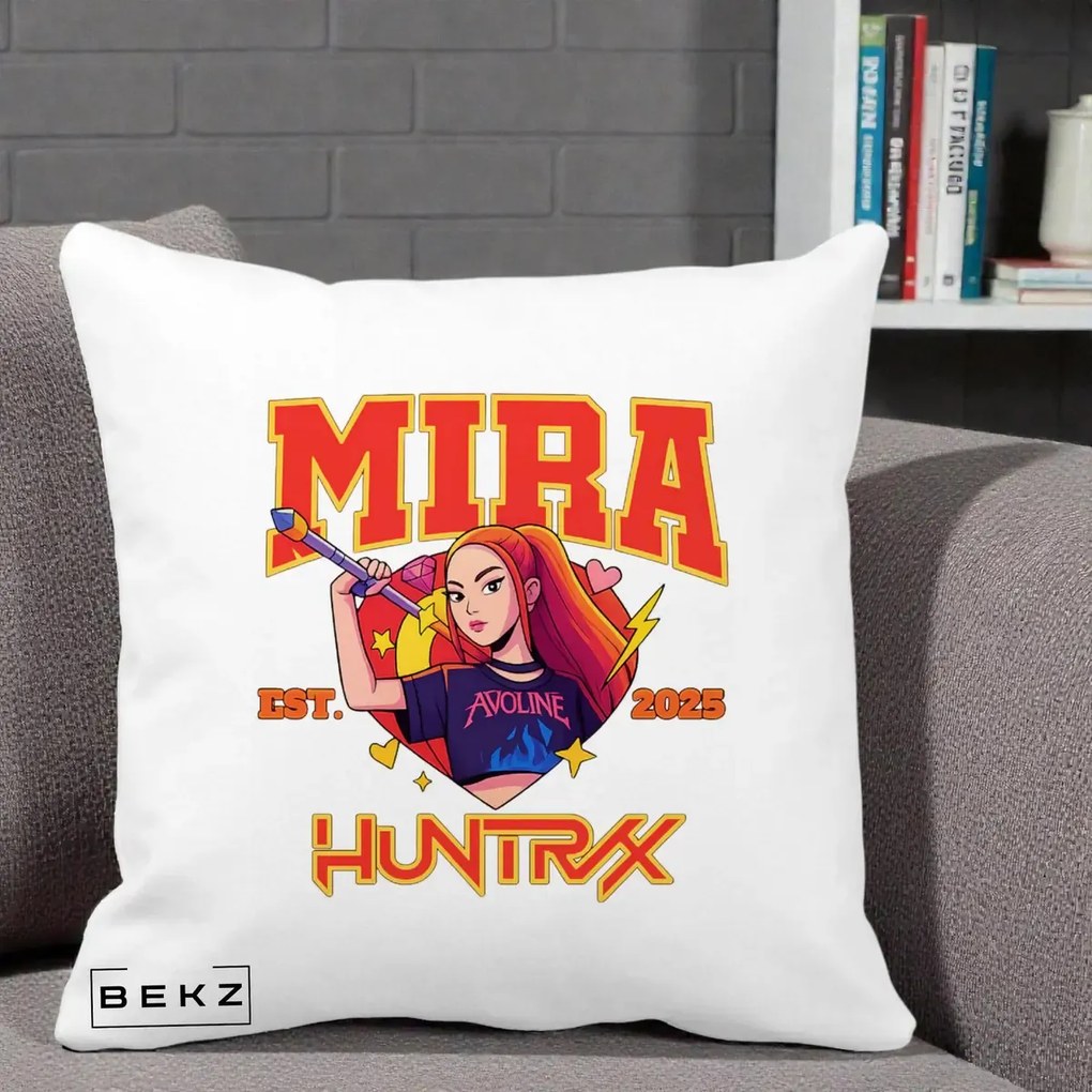 Perna Personalizata K-pop HUNTRX Mira Personaj Avoline, 40x40 cm, Alba Mata, Husa Detasabila, Perna Inclusa, BEKZ®
