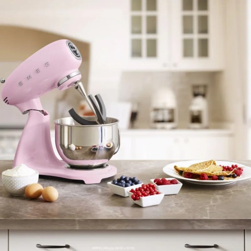 Mixer planetar SMEG SMF03PKEU, 800 W, 4,8 l, 10 viteze, Functie de pornire treptata, Roz