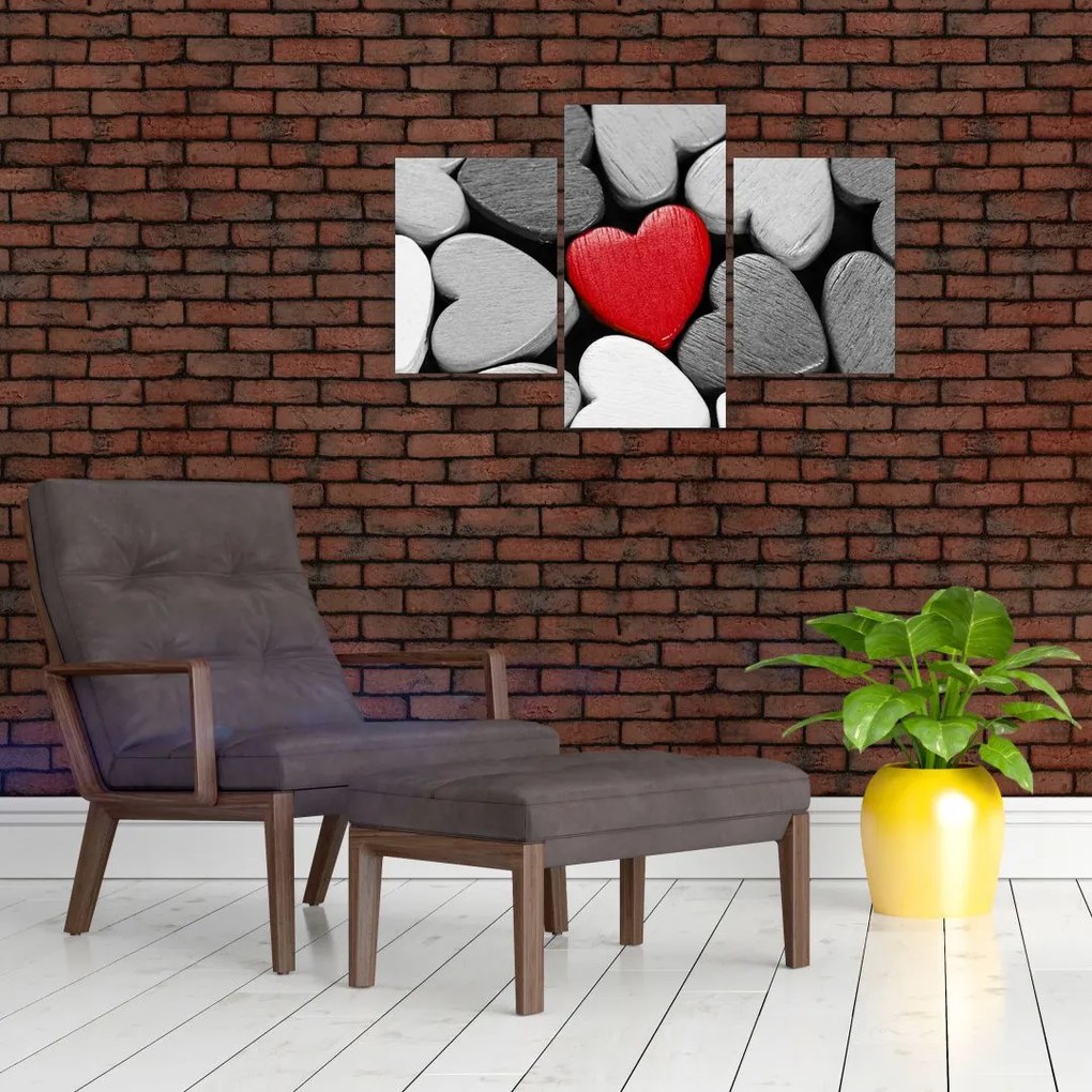 Tablou cu inimioare din lemn (90x60 cm)