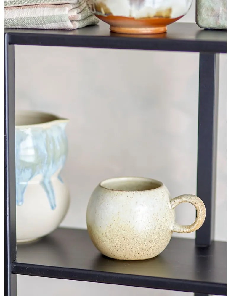 Cană crem din gresie 410 ml Paula – Bloomingville