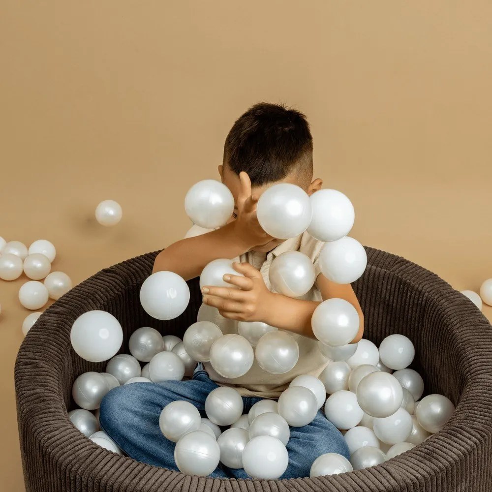 Piscină cu bile maro din catifea reiată ø 90x30 cm Montessori – Meowbaby