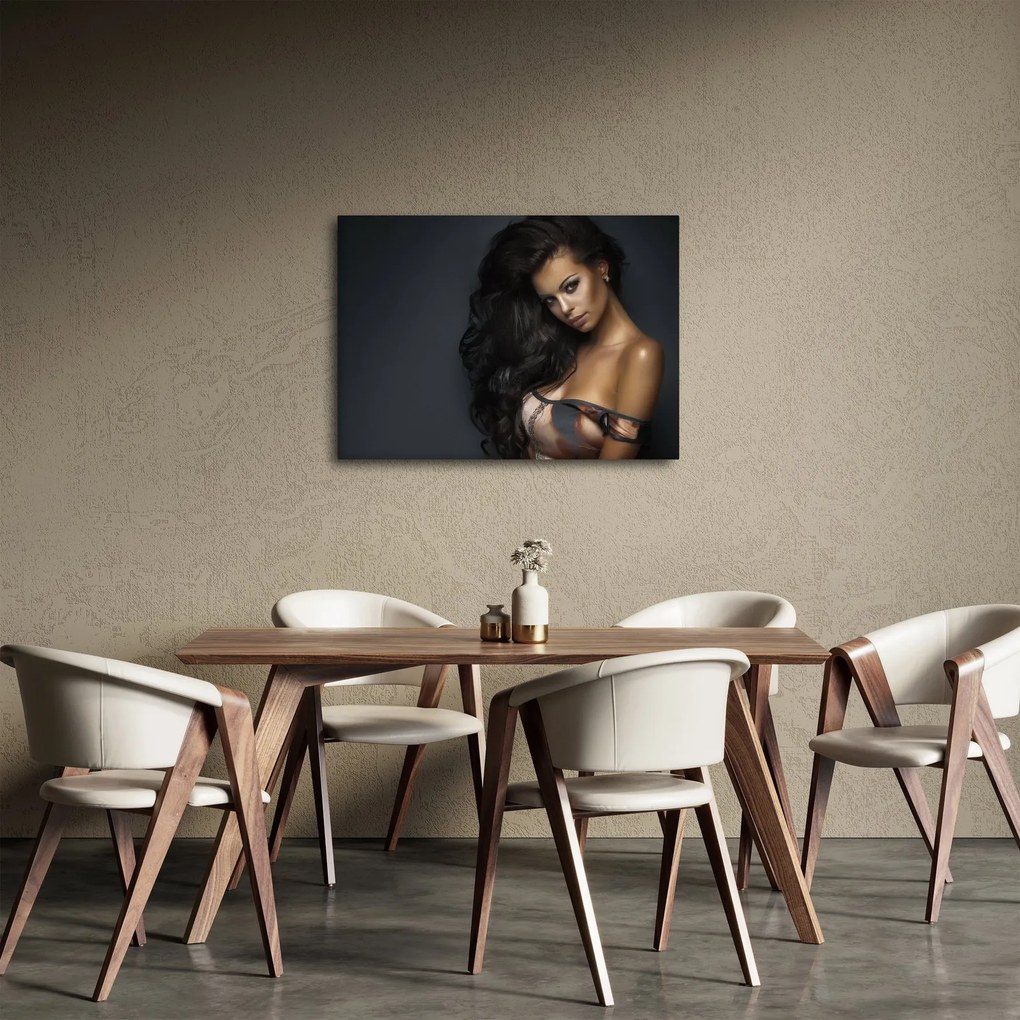 Tablou - Portretul unei femei seducătoare (70x50 cm)