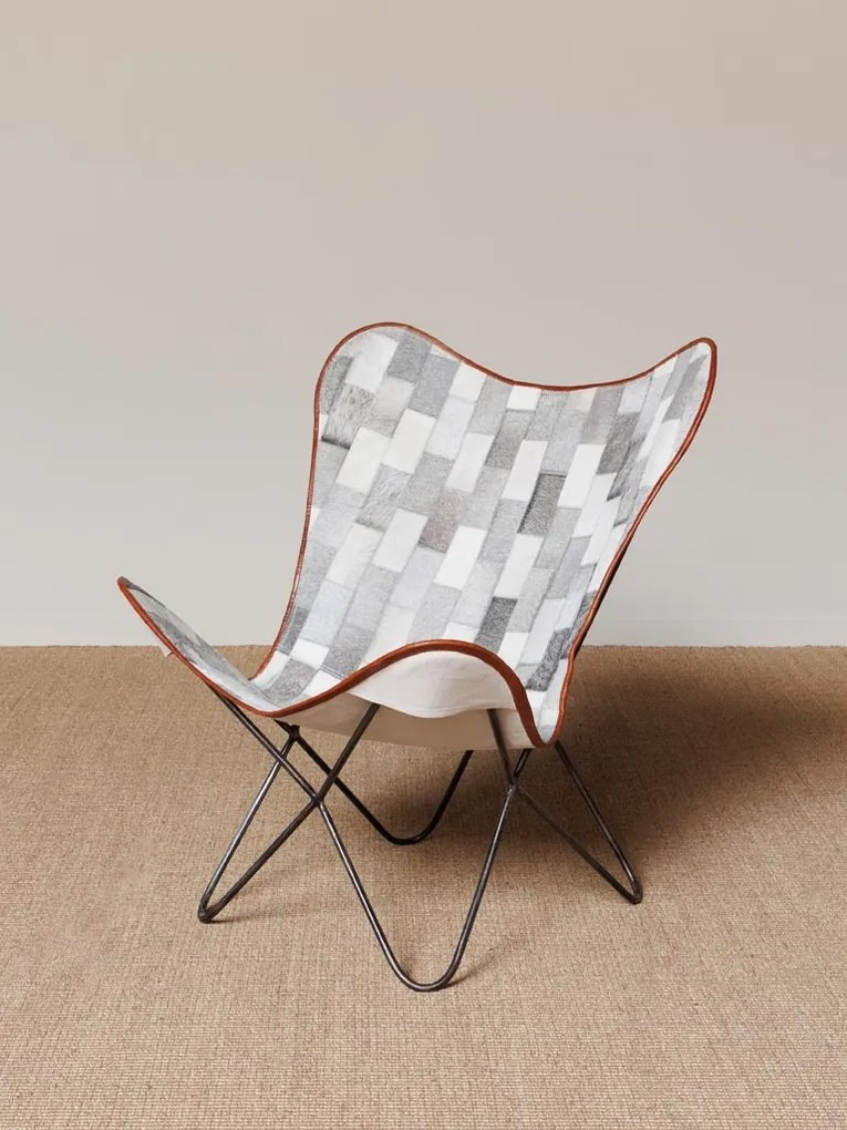 Fotoliu patchwork gri din piele de vacă cu structură din metal, „Aubrac Butterfly”