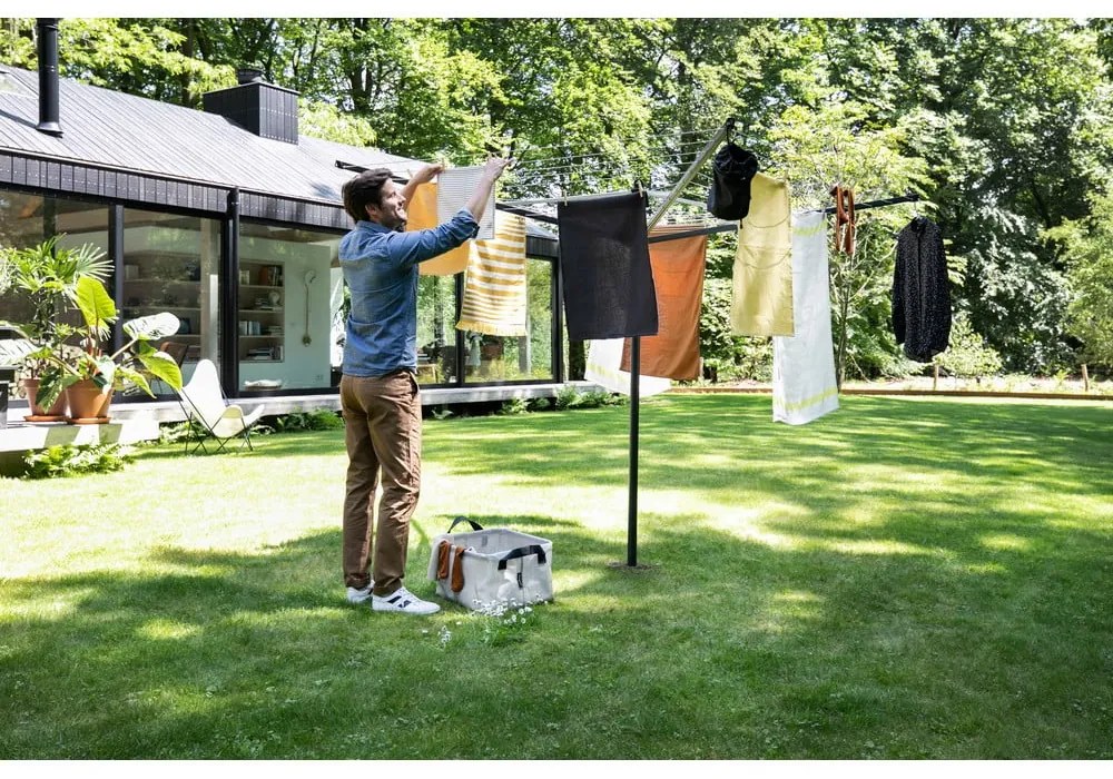 Uscător de rufe gri antracit pentru grădină 50 m Lift-O-Matic – Brabantia