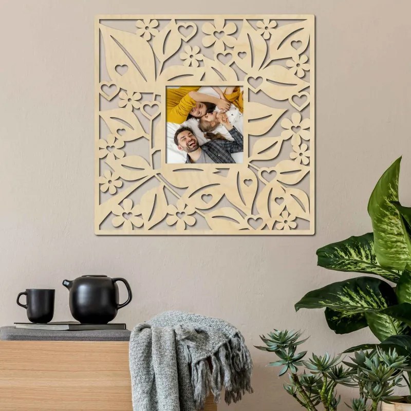 SENTOP | Rama foto pe un perete de lemn - până la 50 x 50 cm