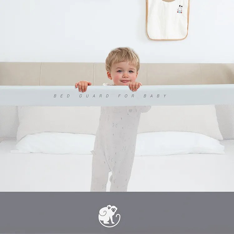 Protecție laterală pat Monkey Mum® Popular 130 cm - gri deschis