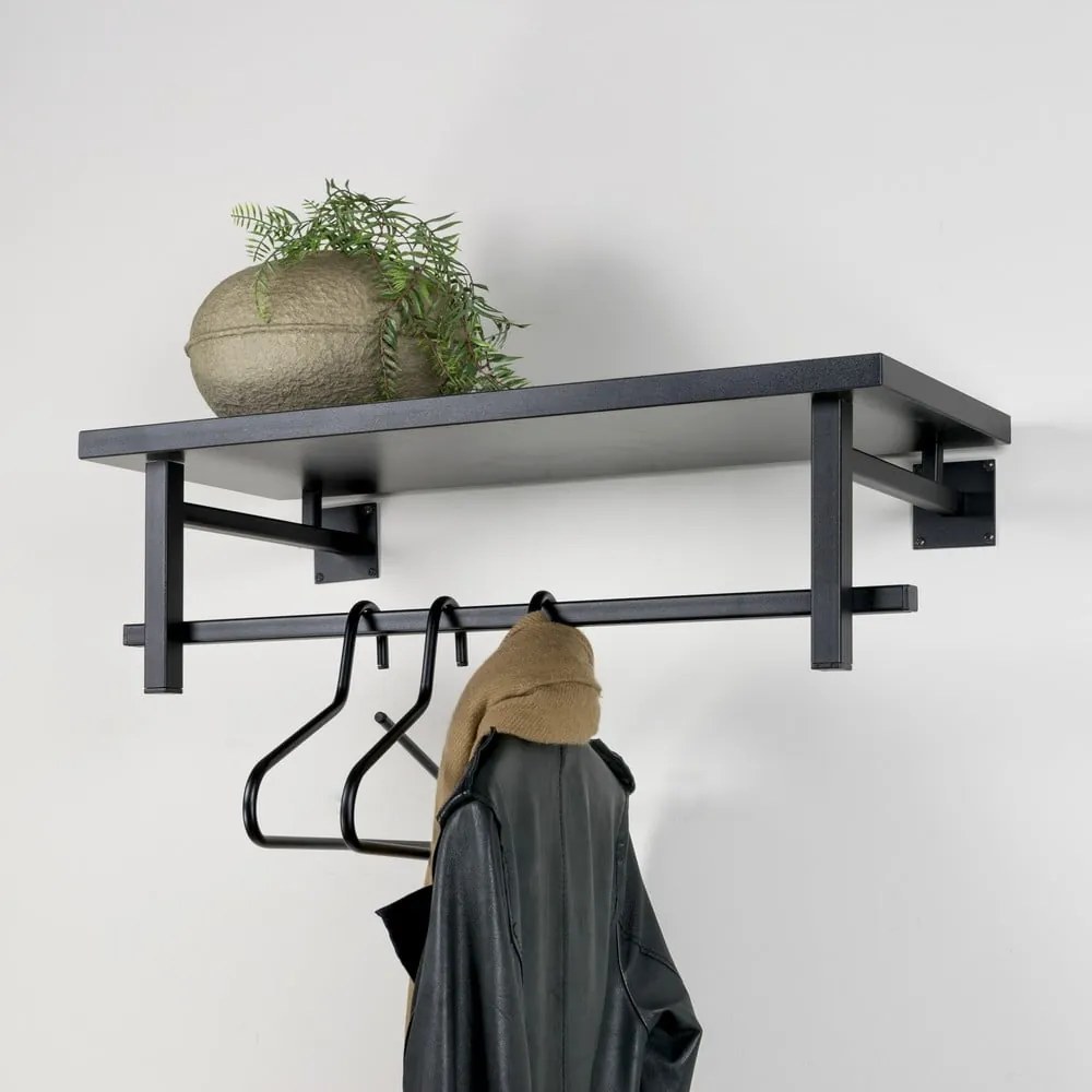 Cuier de perete negru cu raft din metal 76 cm Simplon – Spinder Design