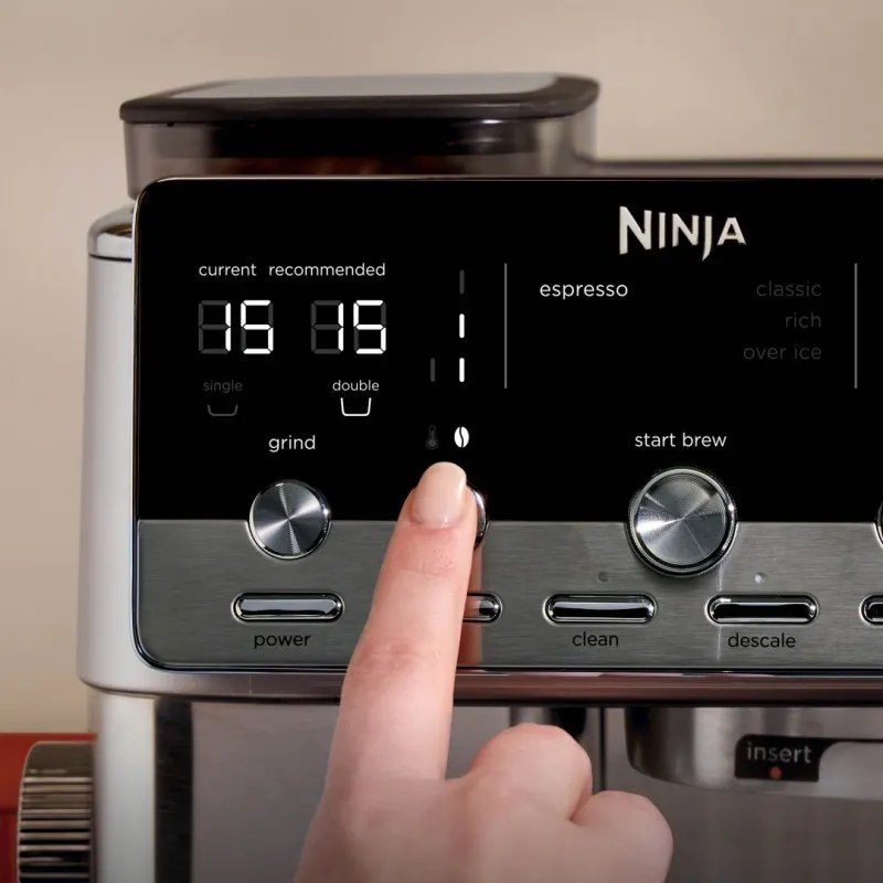 Espressor manual cu rasnita Ninja Luxe Café Mini ES352EU, 1650 W, 9 bar, 250 g, 1,3 l, Barista Assist, 3 setari pentru spumare, 6 tipuri de espresso,Otel inoxidabil