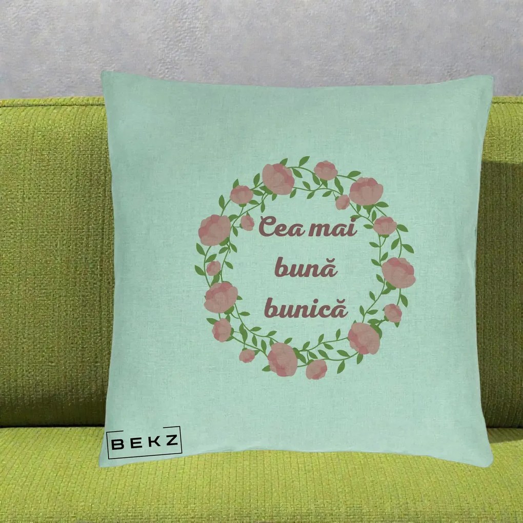 Cadou pentru Bunica - Perna Personalizata Cea Mai Buna Bunica Coronita Trandafiri Roz Clasic, 40x40 cm, Verde Menta, Husa Detasabila, Perna Inclusa, BEKZ®