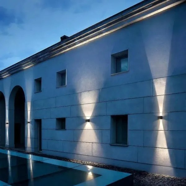 Aplică LED solară Brilagi SOLAR CUBE LED/2W/3,2V 1300 mAh IP54