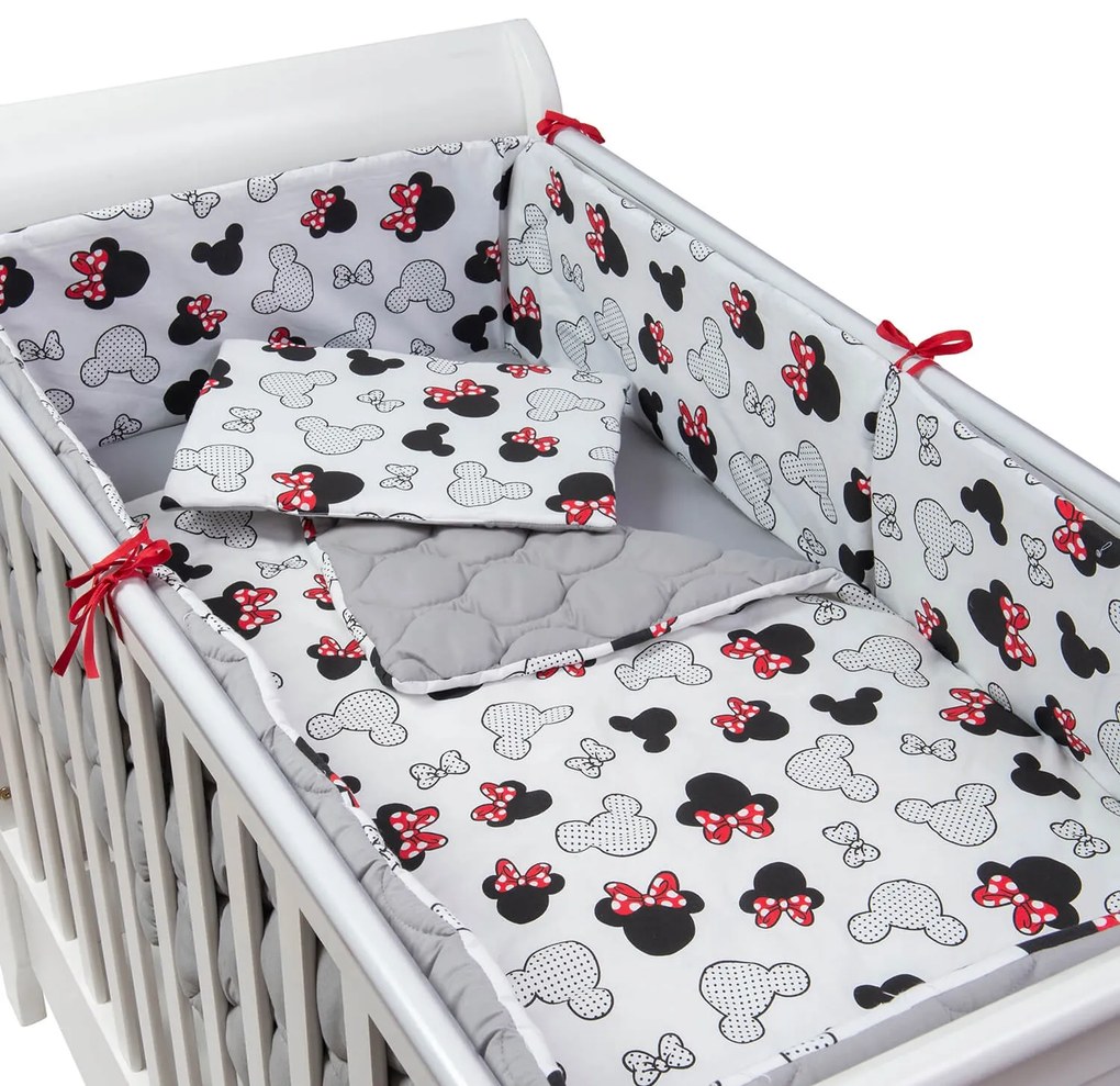 Set lenjerie matlasata 5 piese Kidizi Minnie, include perna, plapumioara, aparatoare si cearceaf