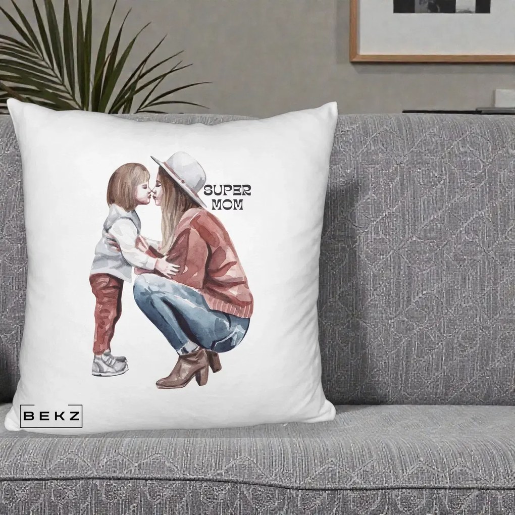Cadou pentru Mama - Perna Personalizata Super Mom Acuarela, 40x40 cm, Alb Pufos, Husa Detasabila, Perna Inclusa, BEKZ®