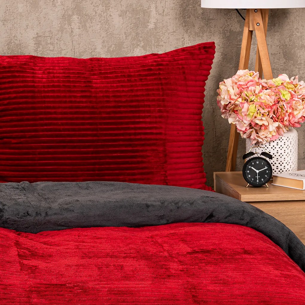 Lenjerie de pat din microflanel 4Home Stripe vin, 140 x 200 cm, 70 x 90 cm