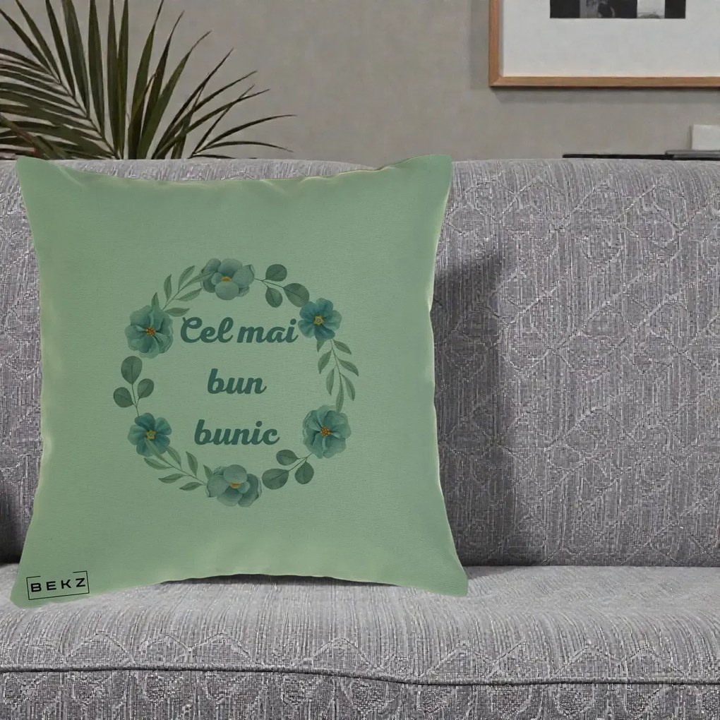 Cadou pentru Bunic - Perna Personalizata Cel Mai Bun Bunic Coronita Flori Albastre Teal, 40x40 cm, Verde, Husa Detasabila, Perna Inclusa, BEKZ®