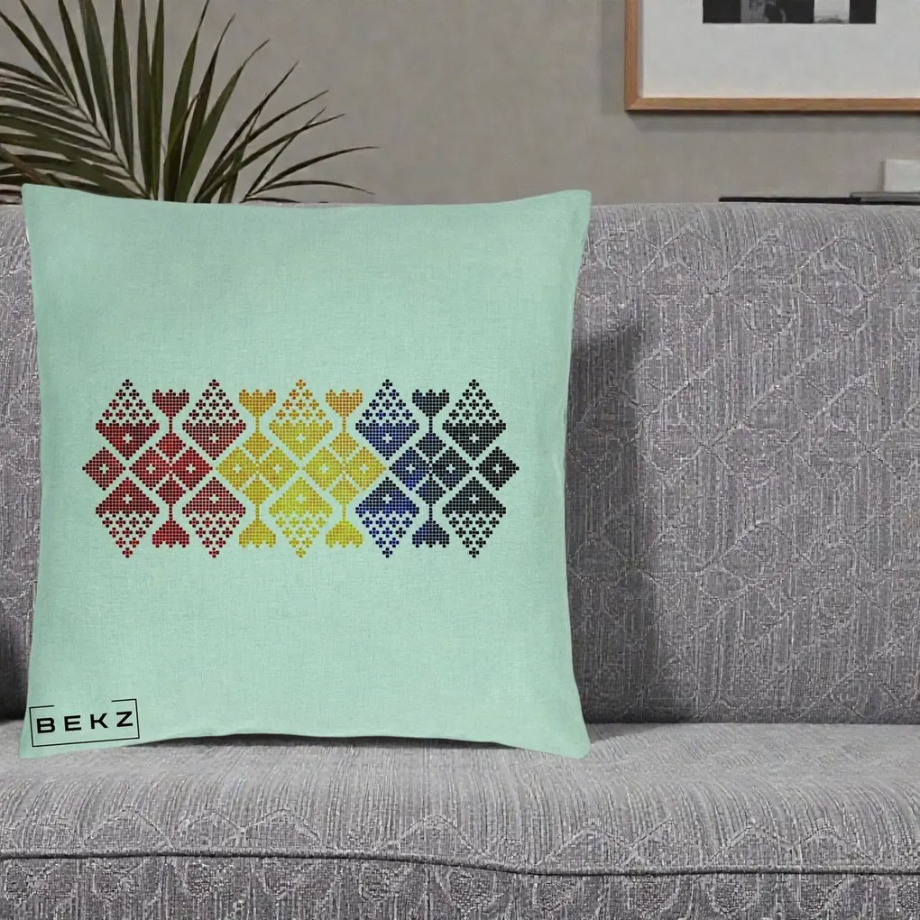 Perna Personalizata Motiv Tricolor Romanesc Broderie, 40x40 cm, Verde Menta, Husa Detasabila, Perna Inclusa, BEKZ®