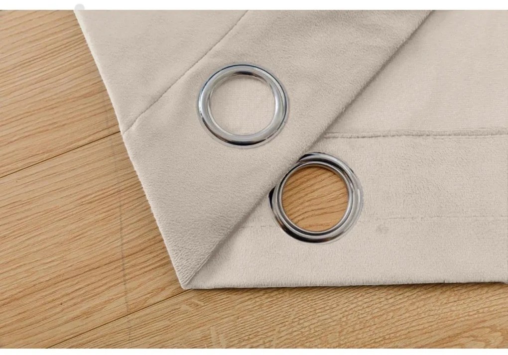 Draperie din catifea opaca bej VELVET 140x250 cm Agatat: Inele metalice