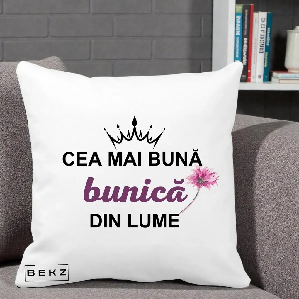 Cadou pentru Bunica - Perna Personalizata Cea Mai Buna Bunica Din Lume Coroana Mov Floare Roz, 40x40 cm, Alba Mata, Husa Detasabila, Perna Inclusa, BEKZ®
