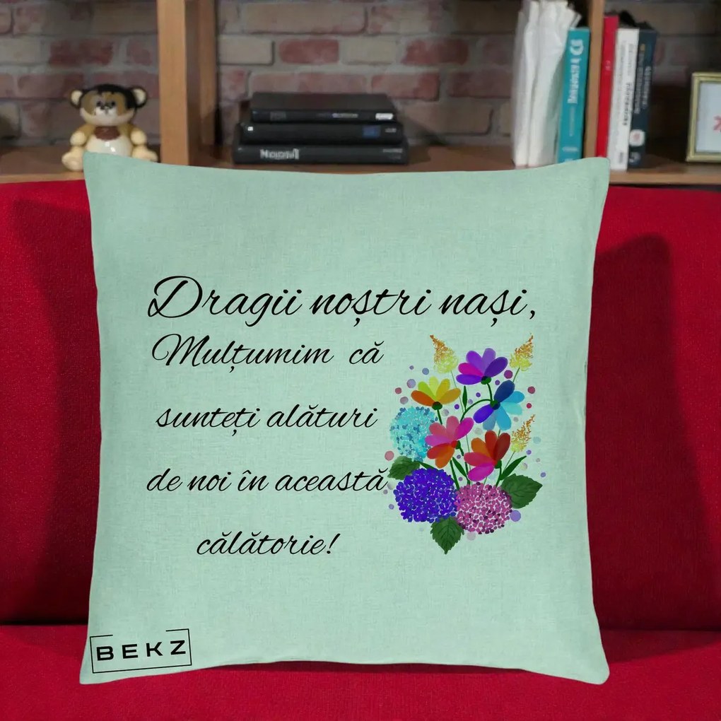 Cadou pentru Nasi - Perna Personalizata Dragii Nostri Nasi Multumim cu Flori Multicolore, 40x40 cm, Verde Menta, Husa Detasabila, Perna Inclusa, BEKZ®