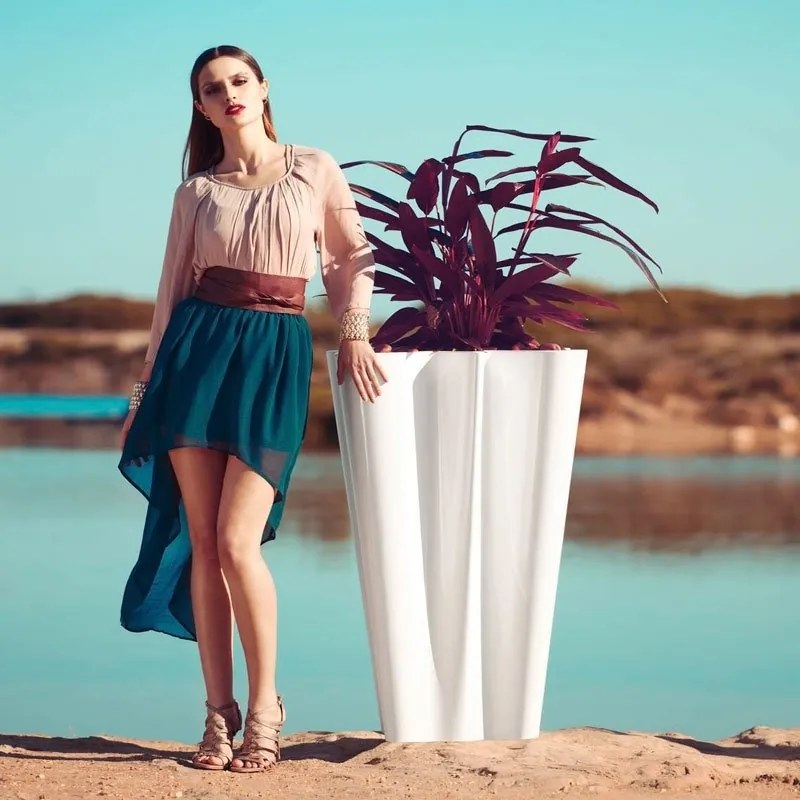 Ghiveci de flori / Jardiniera plante design decorativ modern pentru amenajari interioare si exterioare, BYE-BYE PLANTER 58004R Vondom