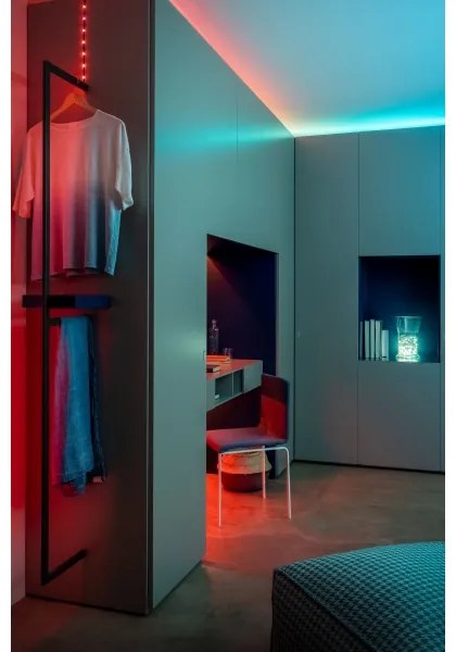 Twinkly TWD060STP-T - Ghirlandă LED RGB reglabilă DOTS, 60 LED, 7 m, USB, Wi‑Fi