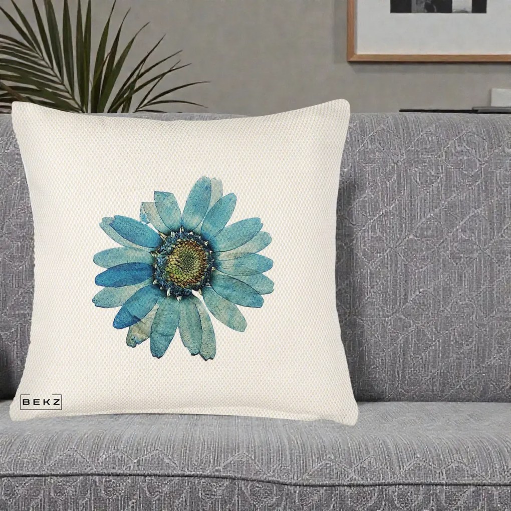 Perna Decorativa Floare Margareta Albastra Acuarela, 40x40 cm, Crem Reliefat, Husa Detasabila, Perna Inclusa, BEKZ®