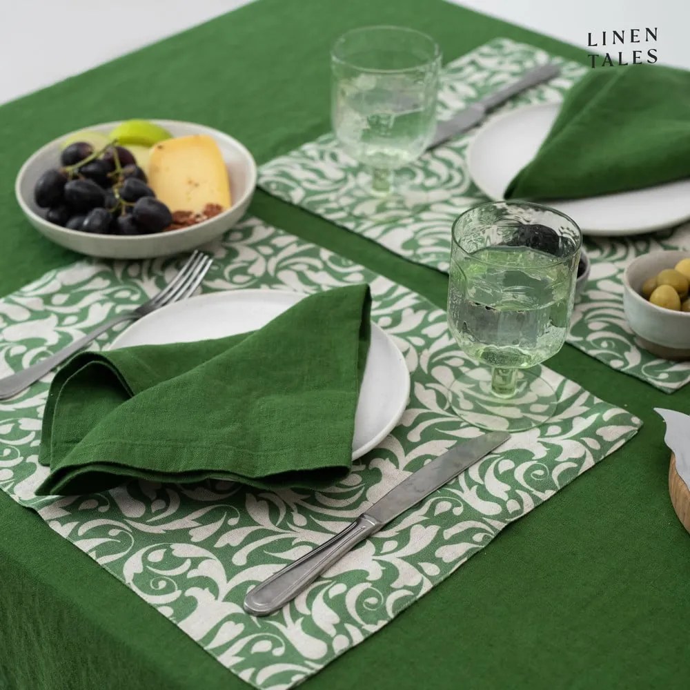 Față de masă din in 140x140 cm True Green – Linen Tales