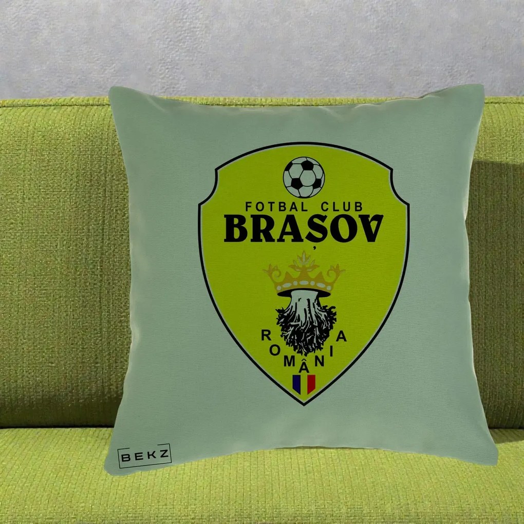Perna Personalizata FC Brasov Fotbal Romania, 40x40 cm, Verde, Husa Detasabila, Perna Inclusa, BEKZ®