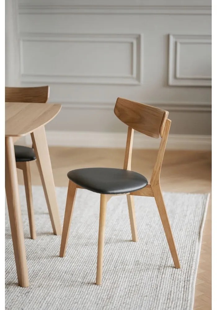Scaun de dining din lemn de stejar cu șezut negru Rowico Ami, maro