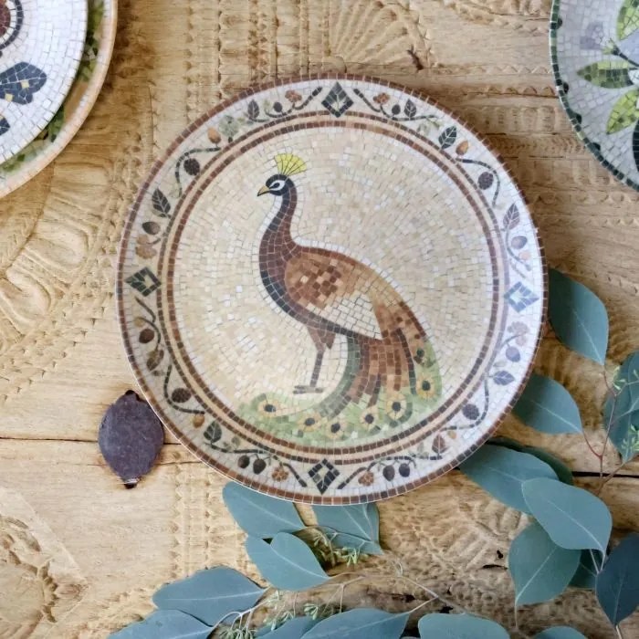 Tavă pentru servire din ceramică cu model mozaic și motiv păun, H2,8/D26,5 cm, bej & mocca, „Chartres”