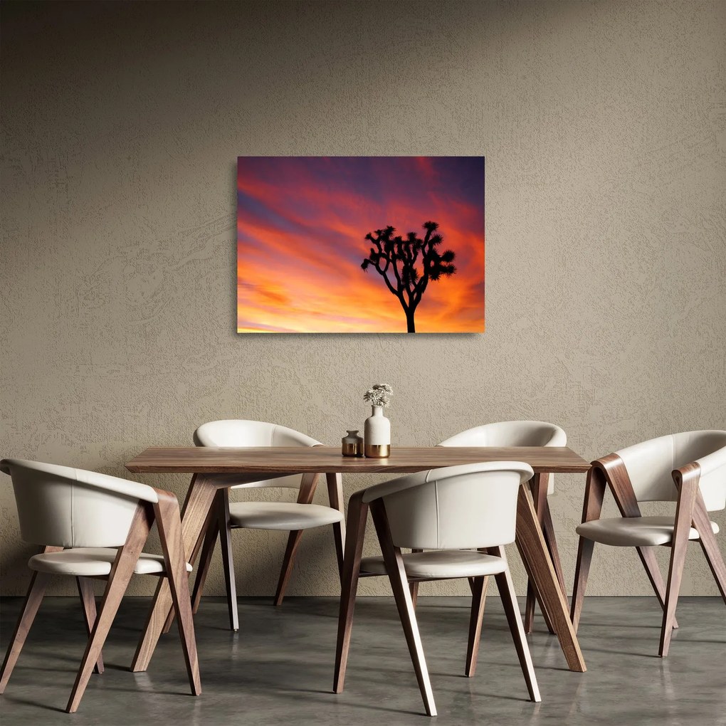 Tablou pe sticlă apus de soare deasupra siluetei unui copac (70x50 cm)