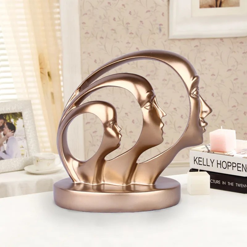 Statueta familie Gold