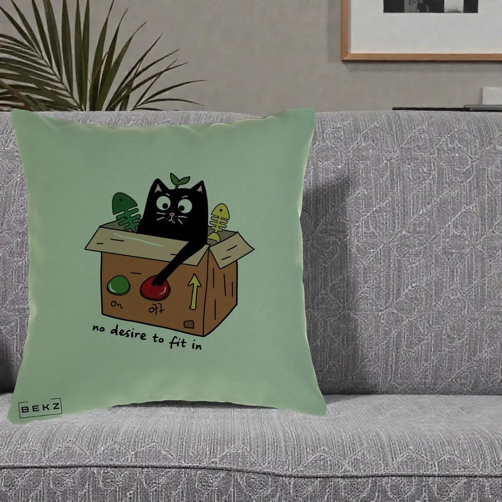 Perna Decorativa Pisica in Cutie No Desire to Fit In, 40x40 cm, Verde, Husa Detasabila, Perna Inclusa, BEKZ®