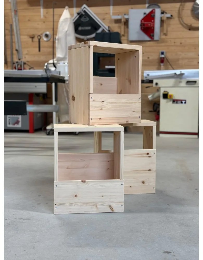 Noptieră în culoare naturală din lemn de pin Grab It – Karup Design