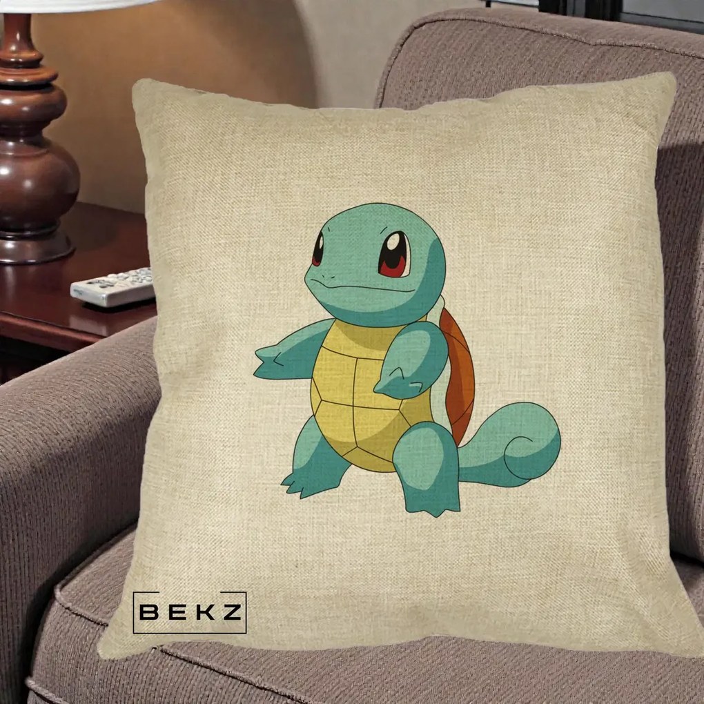 Perna Personalizata Squirtle Pokemon, 40x40 cm, Crem, Husa Detasabila, Perna Inclusa, BEKZ®