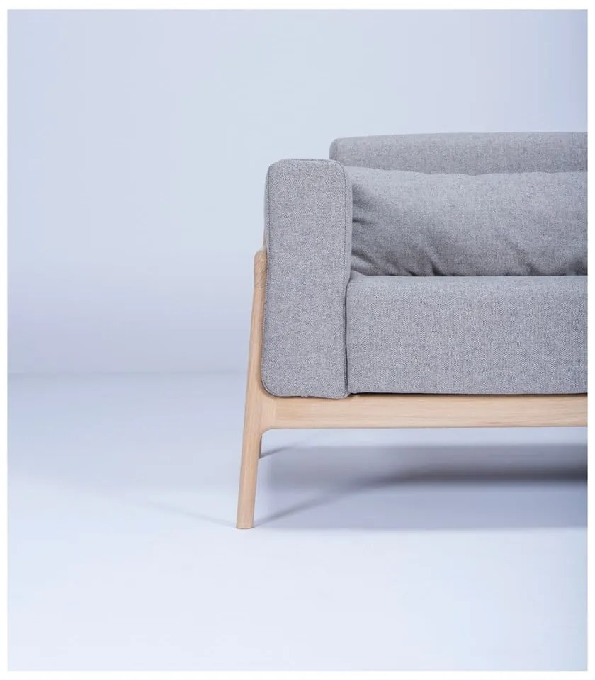 Canapea cu structură din lemn de stejar Gazzda Fawn, 210 cm, gri