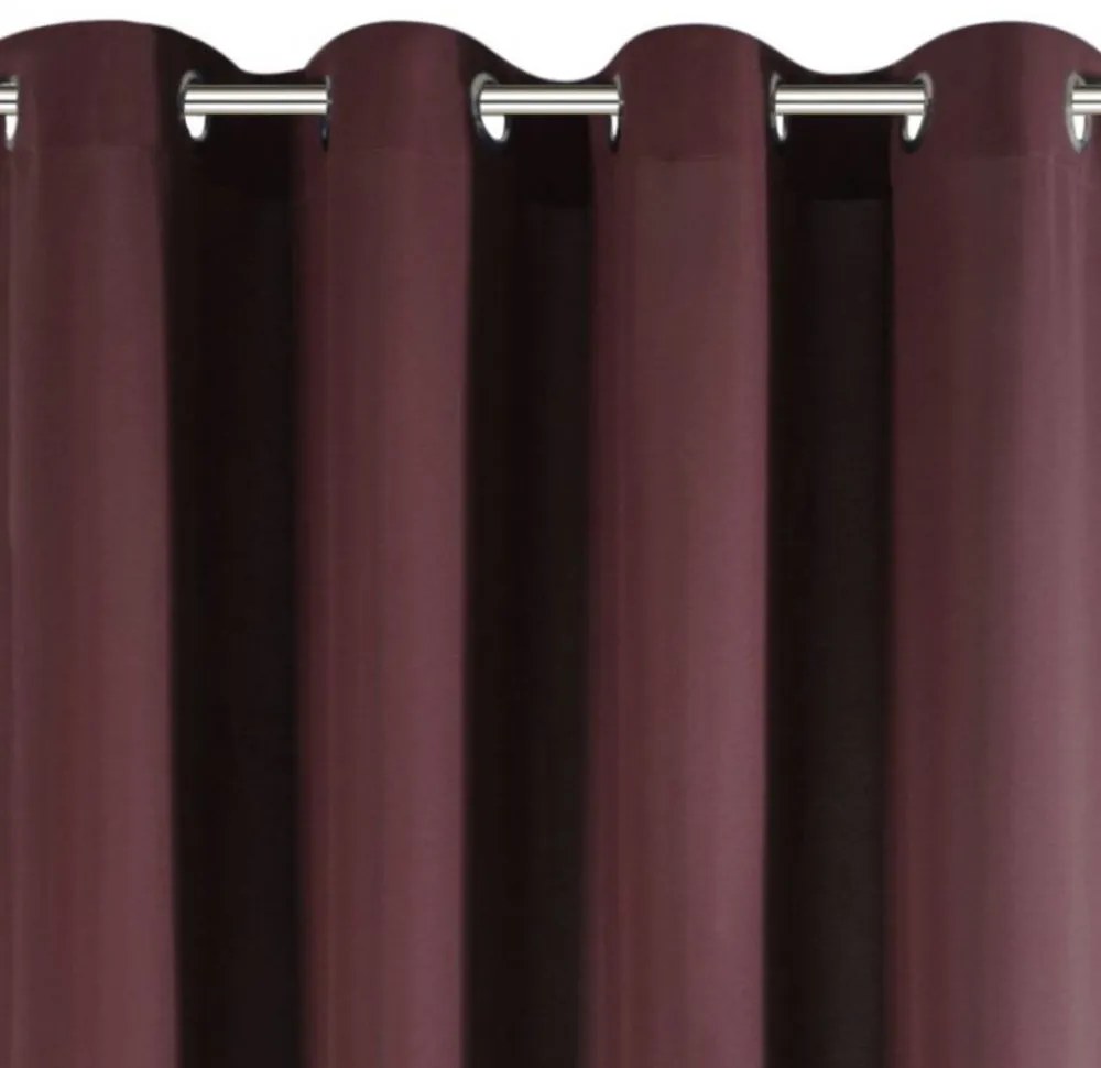 Draperie de lux de culoare burgundă pentru camera de zi cu agățat pe cercuri 140 x 250 cm