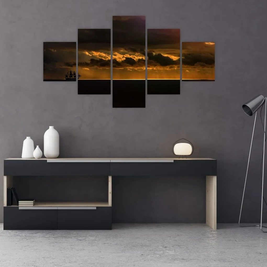Tablou unei vele  în apus de soare (125x70 cm), în 40 de alte dimensiuni noi