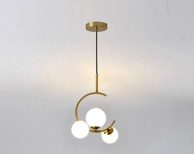Lustra Tip Pendul, 3 globuri, auriu