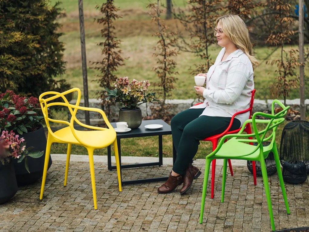 Set 4 bucati scaune din plastic KATO, coral.