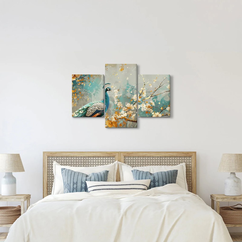 Tablou - Păun cu decor de aur (90x60 cm)