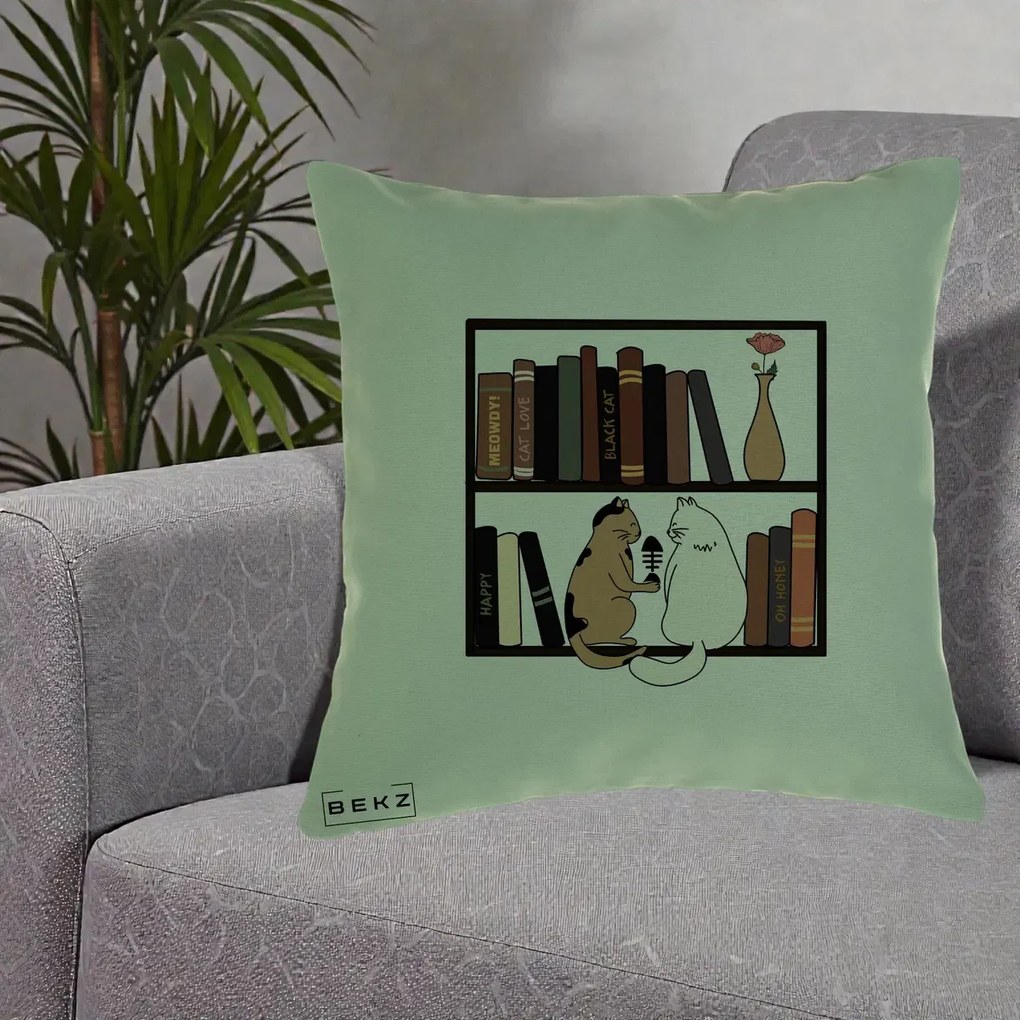 Perna Personalizata Pisici si Carti pe Raft, 40x40 cm, Verde, Husa Detasabila, Perna Inclusa, BEKZ®