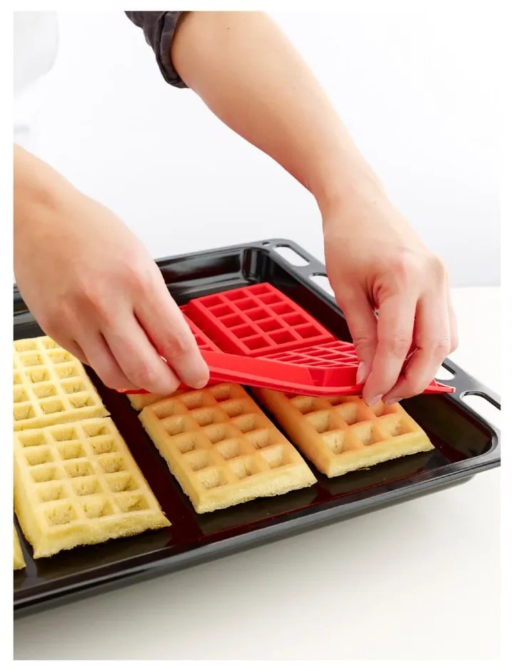 Formă din silicon pentru wafle Lékué, roșu